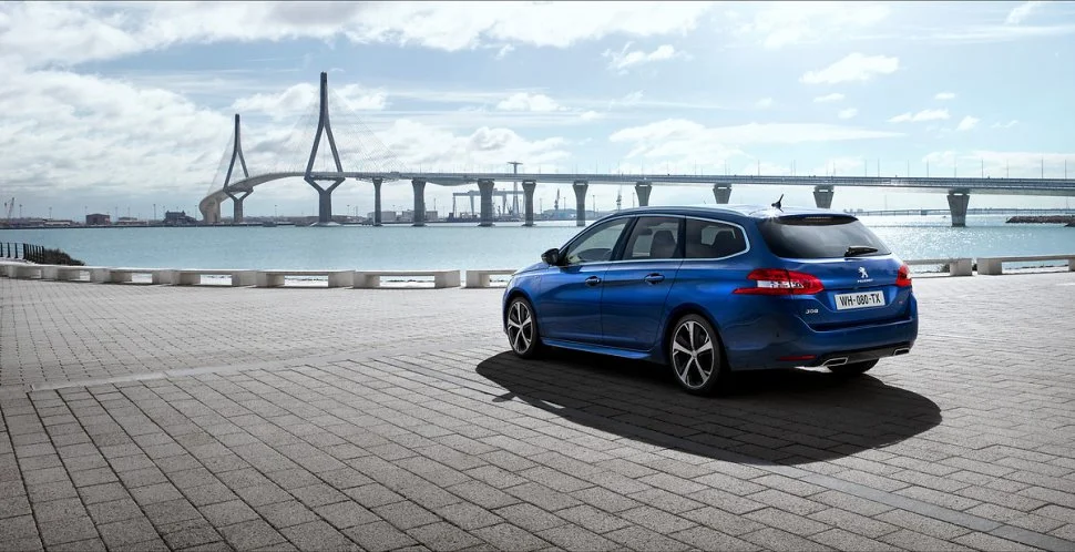 Peugeot 308 1.2 PureTech (110 Hp)2017 - 2018 thumbnail 2