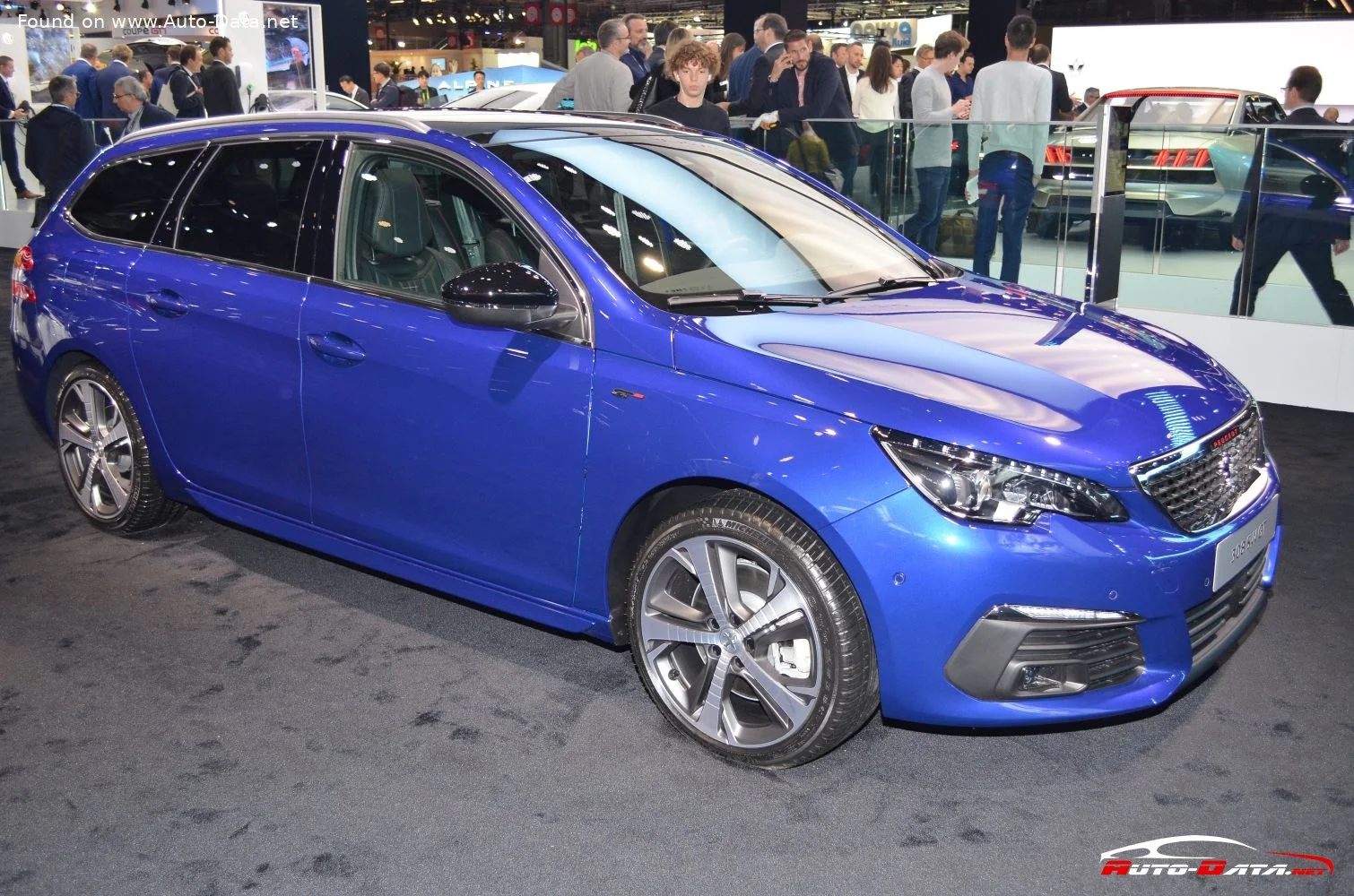 Peugeot 308 1.2 PureTech (110 Hp)2017 - 2018 thumbnail 11