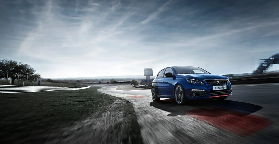 Peugeot 308 1.2 PureTech (110 Hp)2017 - 2018 thumbnail 4