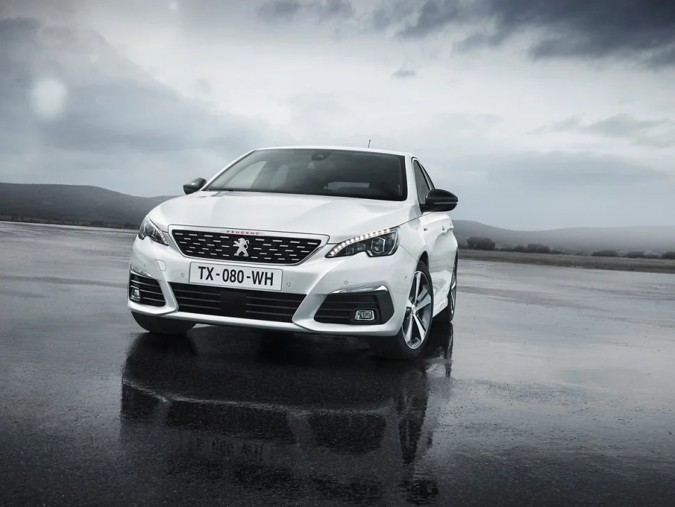 Peugeot 308 1.2 PureTech (110 Hp)2017 - 2018 thumbnail 8