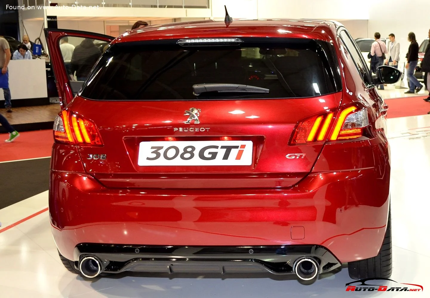 Peugeot 308 1.2 PureTech (110 Hp)2014 - 2017 thumbnail 3