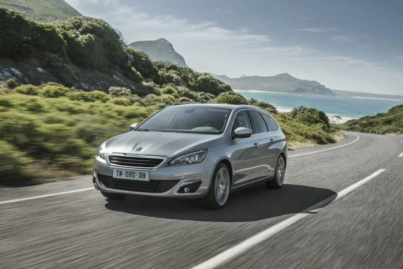 Peugeot 308 1.2 PureTech (110 Hp)2014 - 2017 thumbnail 17