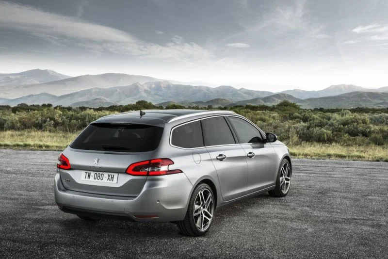 Peugeot 308 1.2 PureTech (110 Hp)2014 - 2017 thumbnail 8