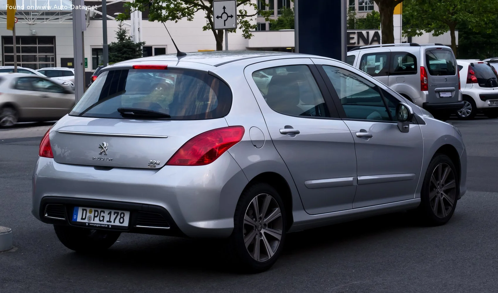 Peugeot 308 1.4 16V VTi (98 Hp)2011 - 2013 thumbnail 6