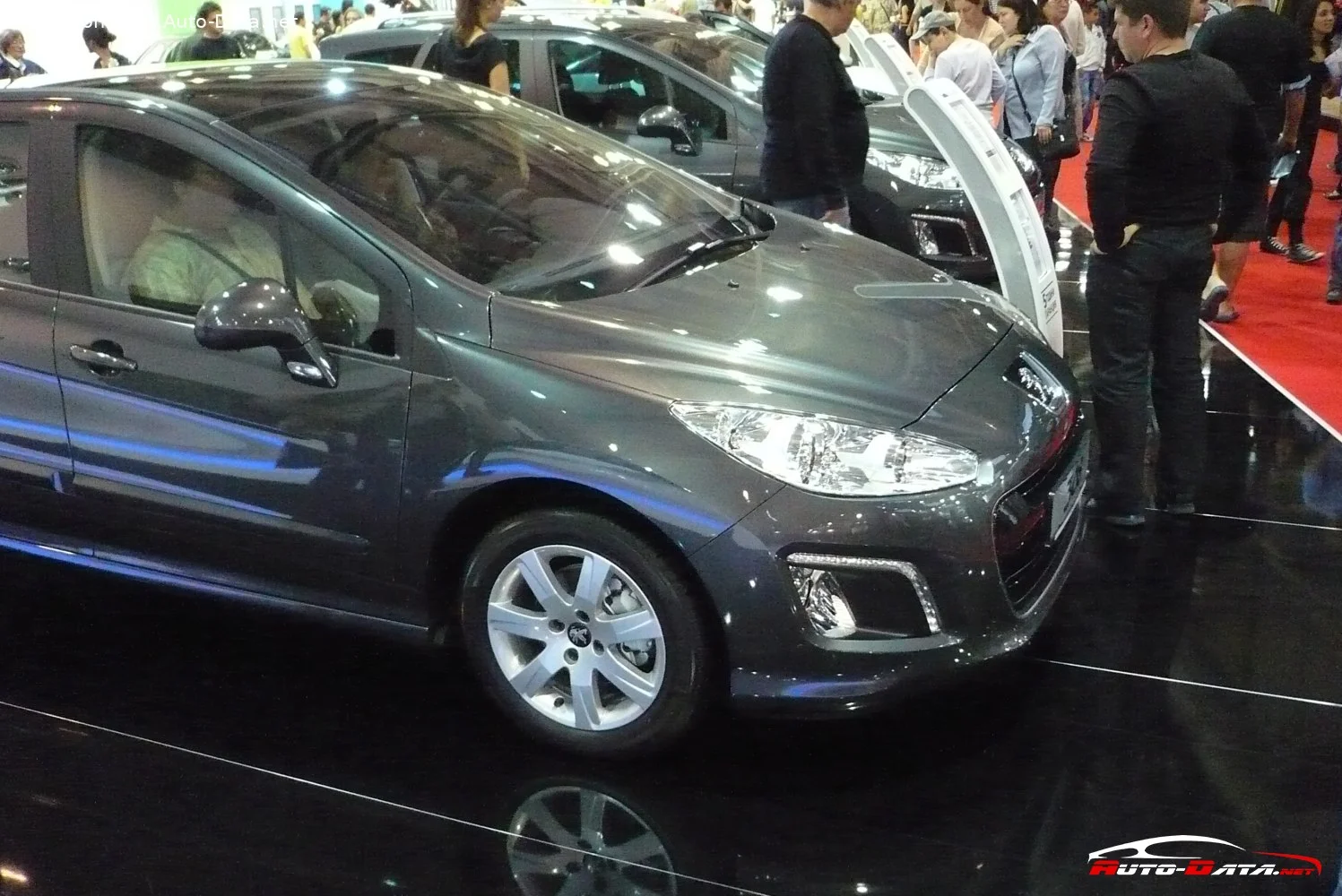 Peugeot 308 1.4 16V VTi (98 Hp)2011 - 2013 thumbnail 9
