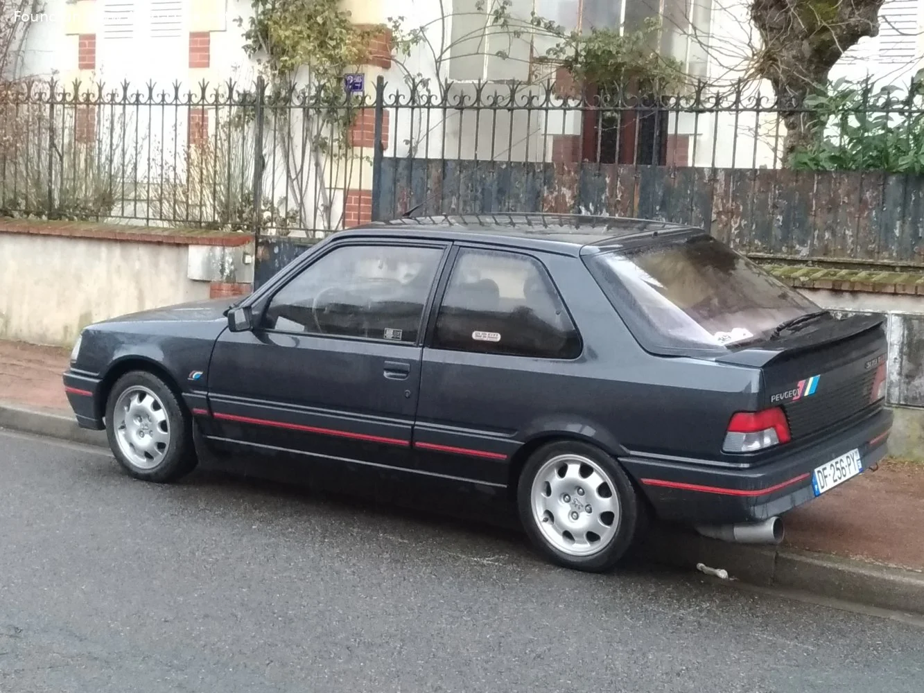 Peugeot 309 1.1 (60 Hp)1990 - 1993 thumbnail 2