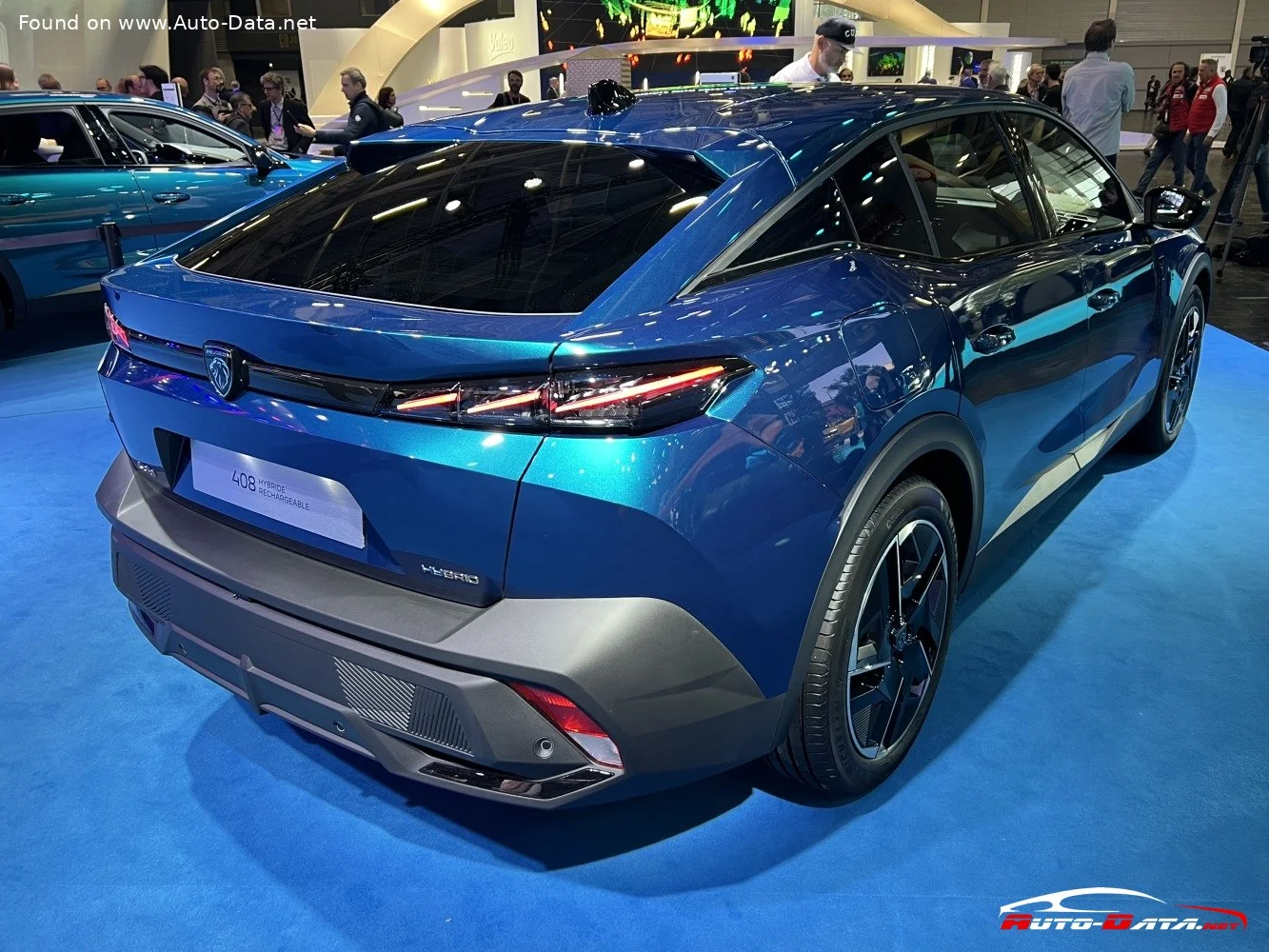 Peugeot 408 (crossover) 1.2 (136 Hp) Mild Hybrid e-DCS2023 - 2025 thumbnail 13