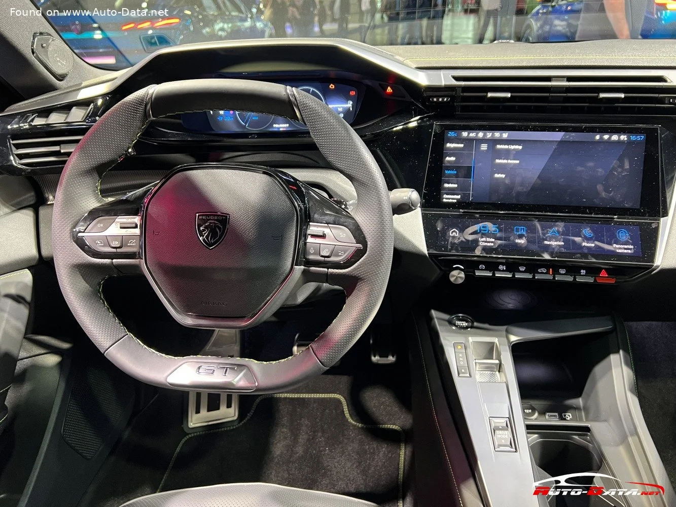 Peugeot 408 (crossover) 1.2 (136 Hp) Mild Hybrid e-DCS2023 - 2025 thumbnail 16