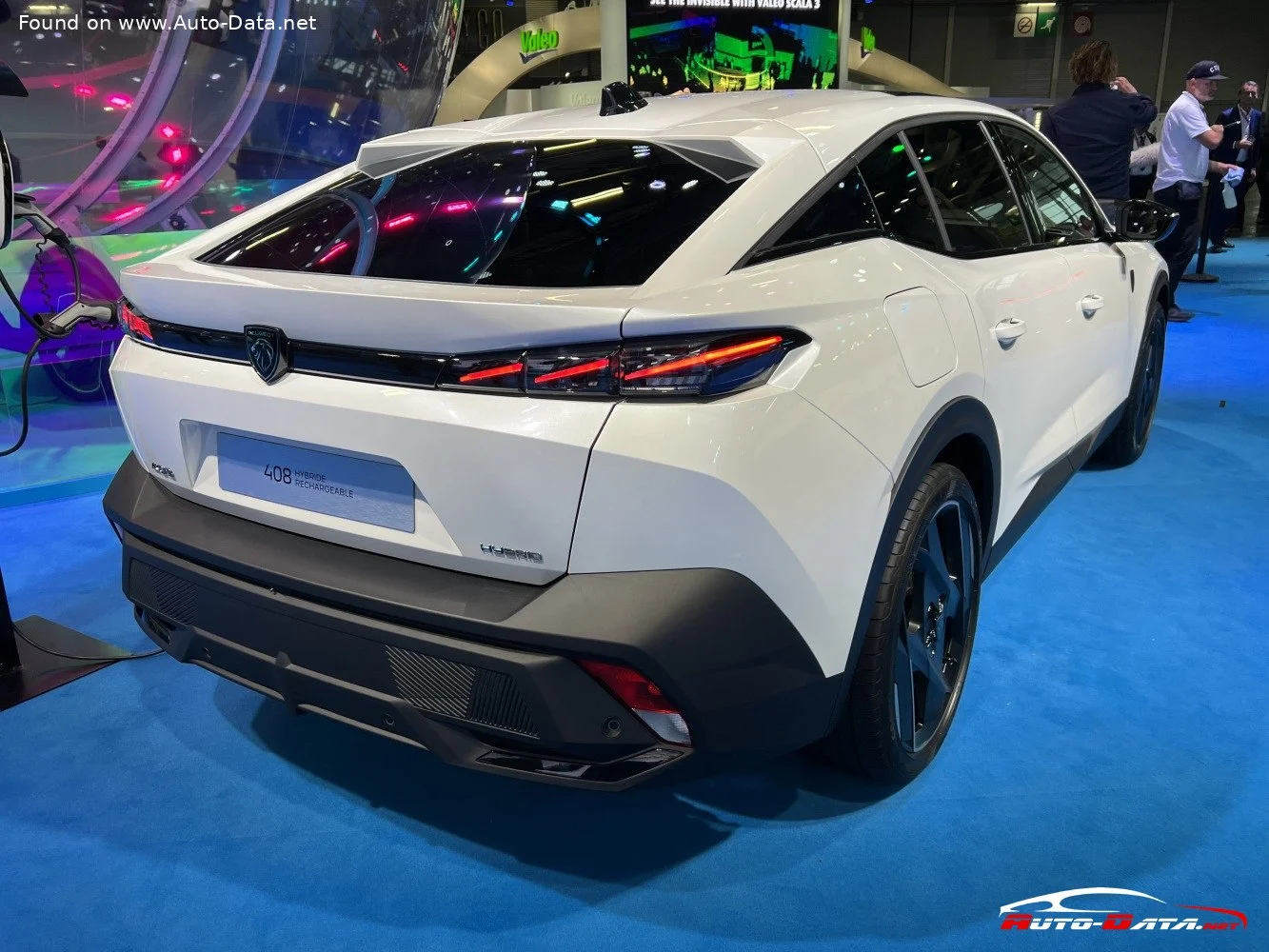 Peugeot 408 (crossover) 1.2 (136 Hp) Mild Hybrid e-DCS2023 - 2025 thumbnail 18