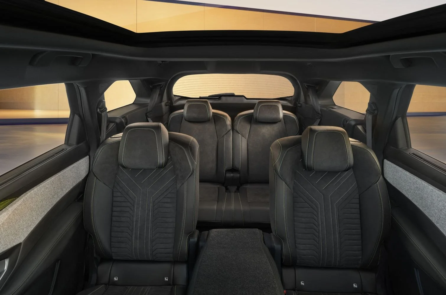 Peugeot 5008 1.2 (136 Hp) Mild Hybrid e-DCS2024 - 2025 thumbnail 12