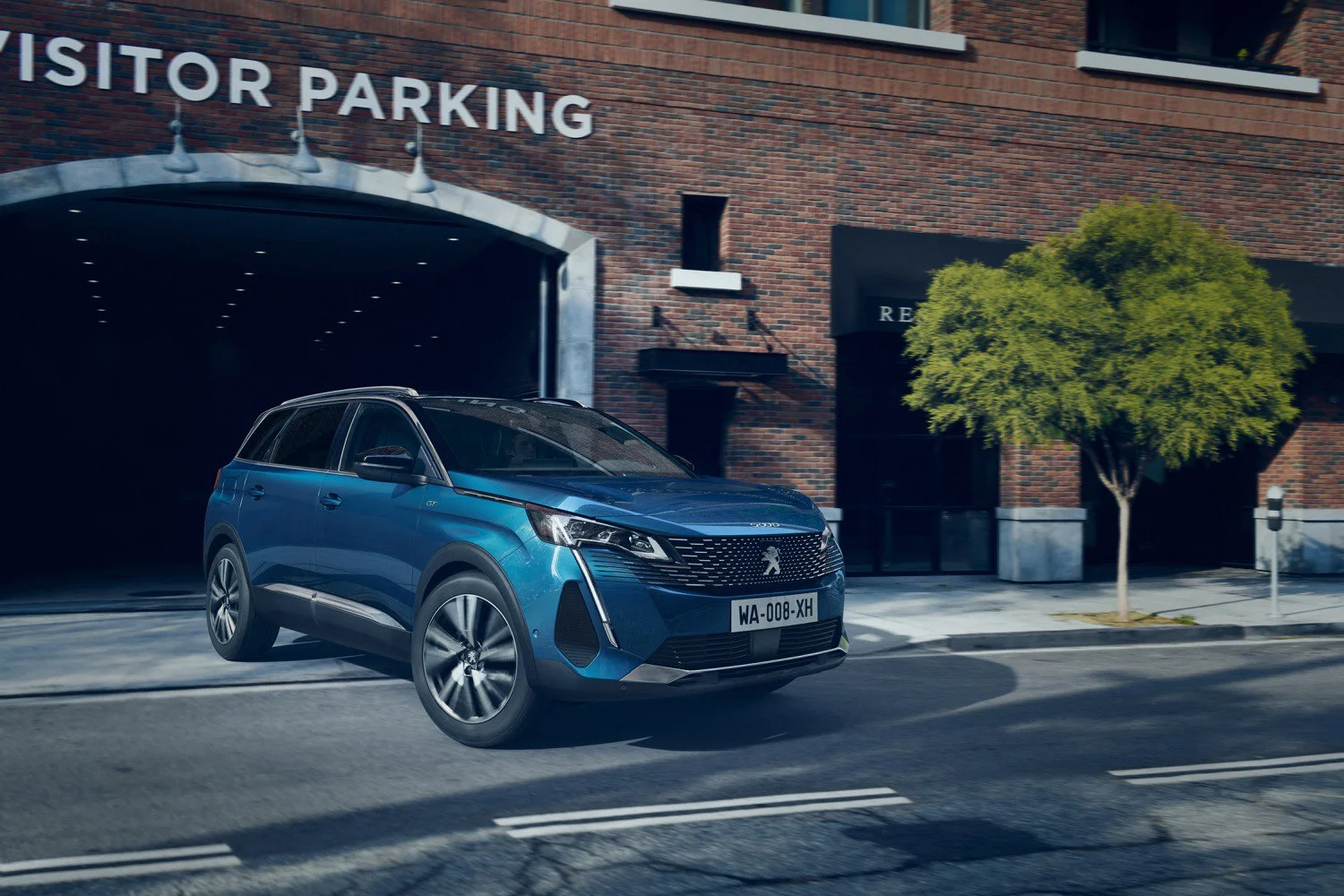 Peugeot 5008 1.2 (136 Hp) Hybrid e-DCS62023 - 2024 thumbnail 2