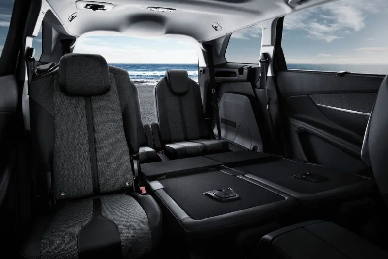 Peugeot 5008 1.2 PureTech (130 Hp)2016 - 2018 thumbnail 5