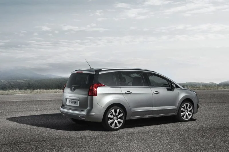 Peugeot 5008 1.2 PureTech (130 Hp)2014 - 2017 thumbnail 12