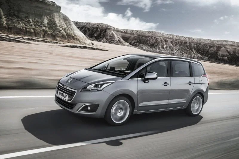 Peugeot 5008 1.2 PureTech (130 Hp)2014 - 2017 thumbnail 16