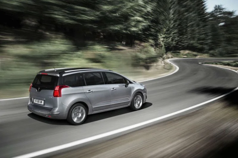 Peugeot 5008 1.2 PureTech (130 Hp)2014 - 2017 thumbnail 18