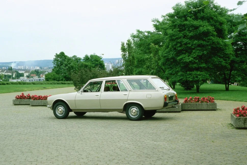 Peugeot 504 1.8 (F01,E01) (73 Hp)1971 - 1986 - 1