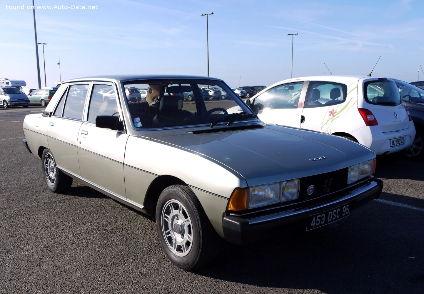Peugeot 604 2.3 TD (80 Hp)1979 - 1983 thumbnail 3