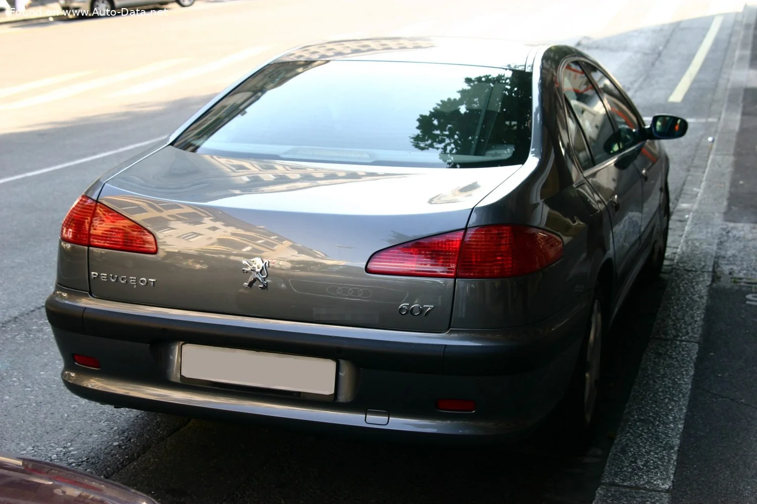 Peugeot 607 2.2 16V (158 Hp)1999 - 2004 thumbnail 8