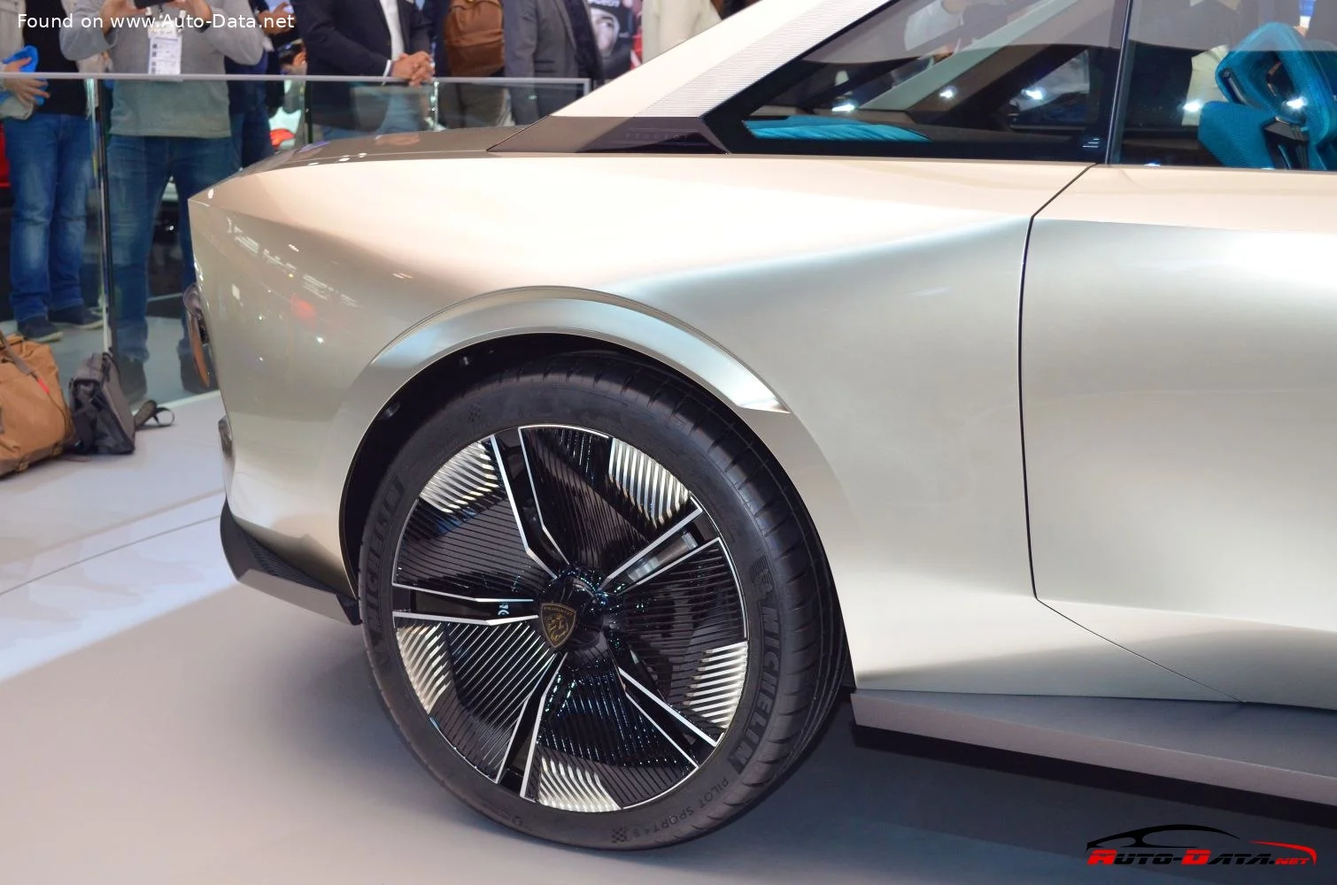 Peugeot e-LEGEND 100 kWh (462 Hp) AWD2018 - 2018 thumbnail 18