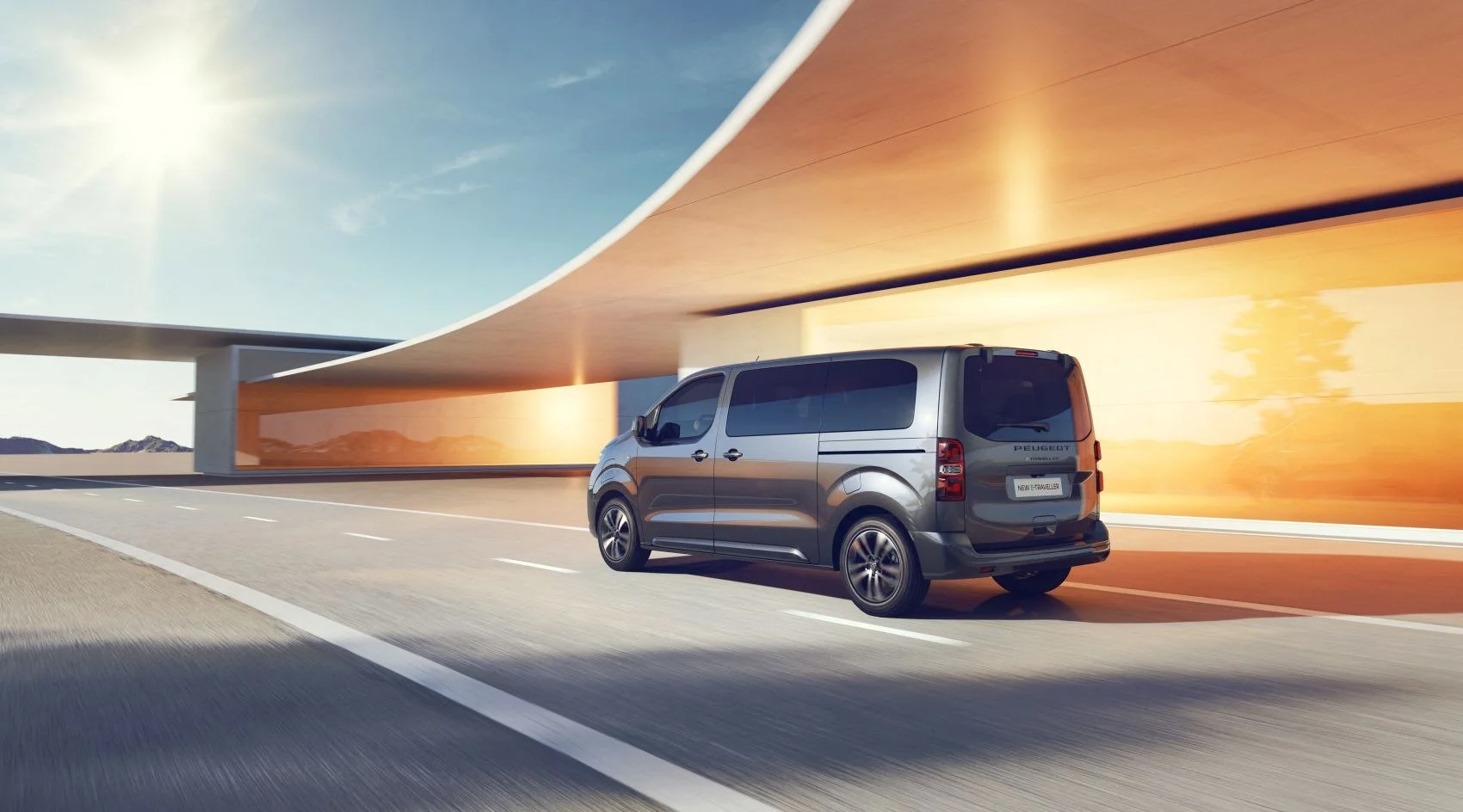 Peugeot Traveller 2.0 BlueHDi (177 Hp) EAT82024 - thumbnail 15