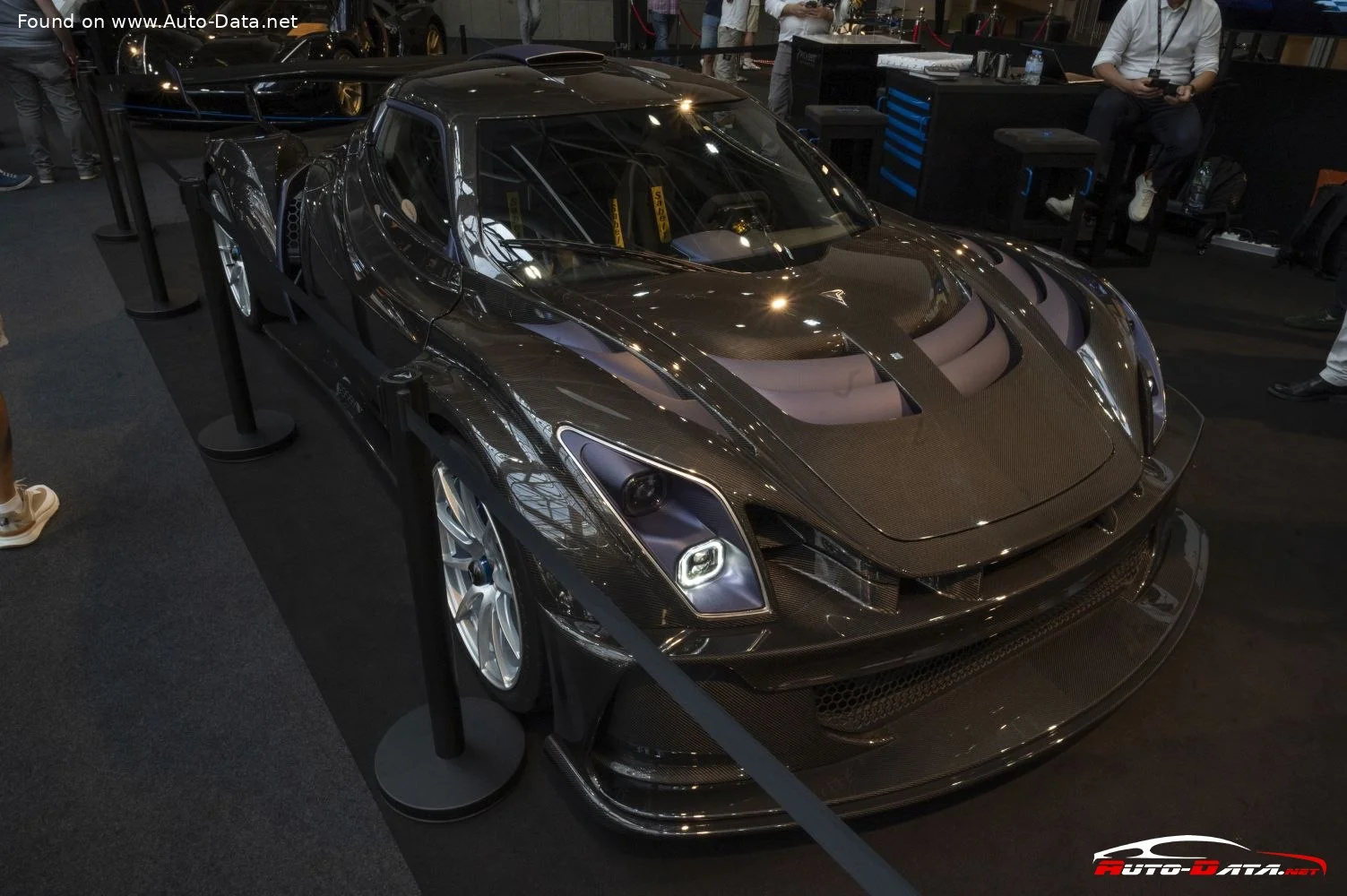 Picasso 660 LMS 3.0 V6 (660 Hp)2023 - thumbnail 3