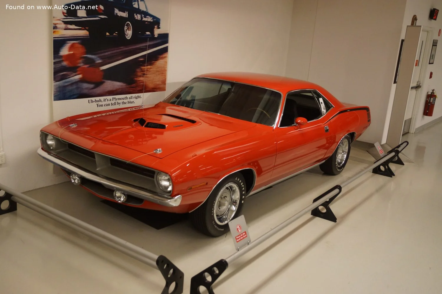 Plymouth Barracuda 3.7 (145 Hp)1970 - 1970 thumbnail 5