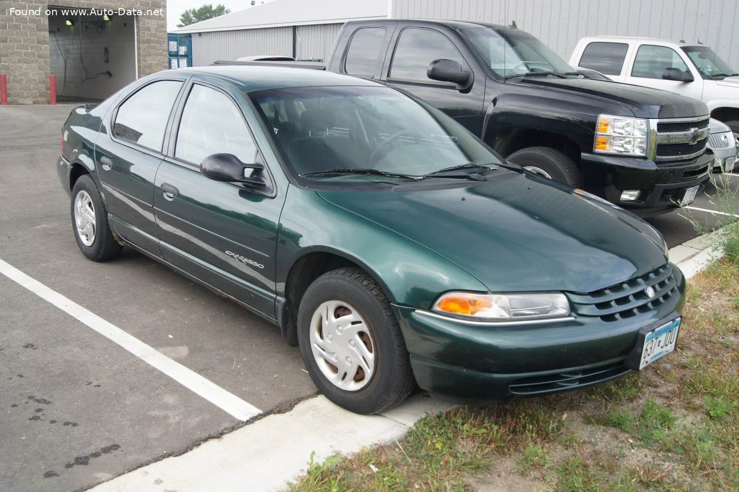 Plymouth Breeze 2.0 16V (132 Hp)1995 - 2000 thumbnail 2
