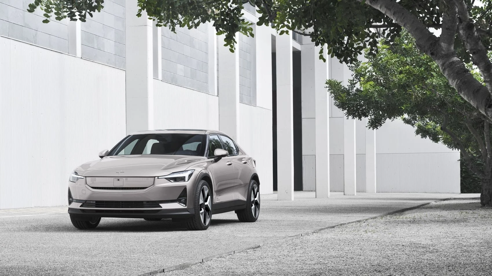 Polestar 2 69 kWh (272 Hp) Standard Range Single Motor2023 - - 1