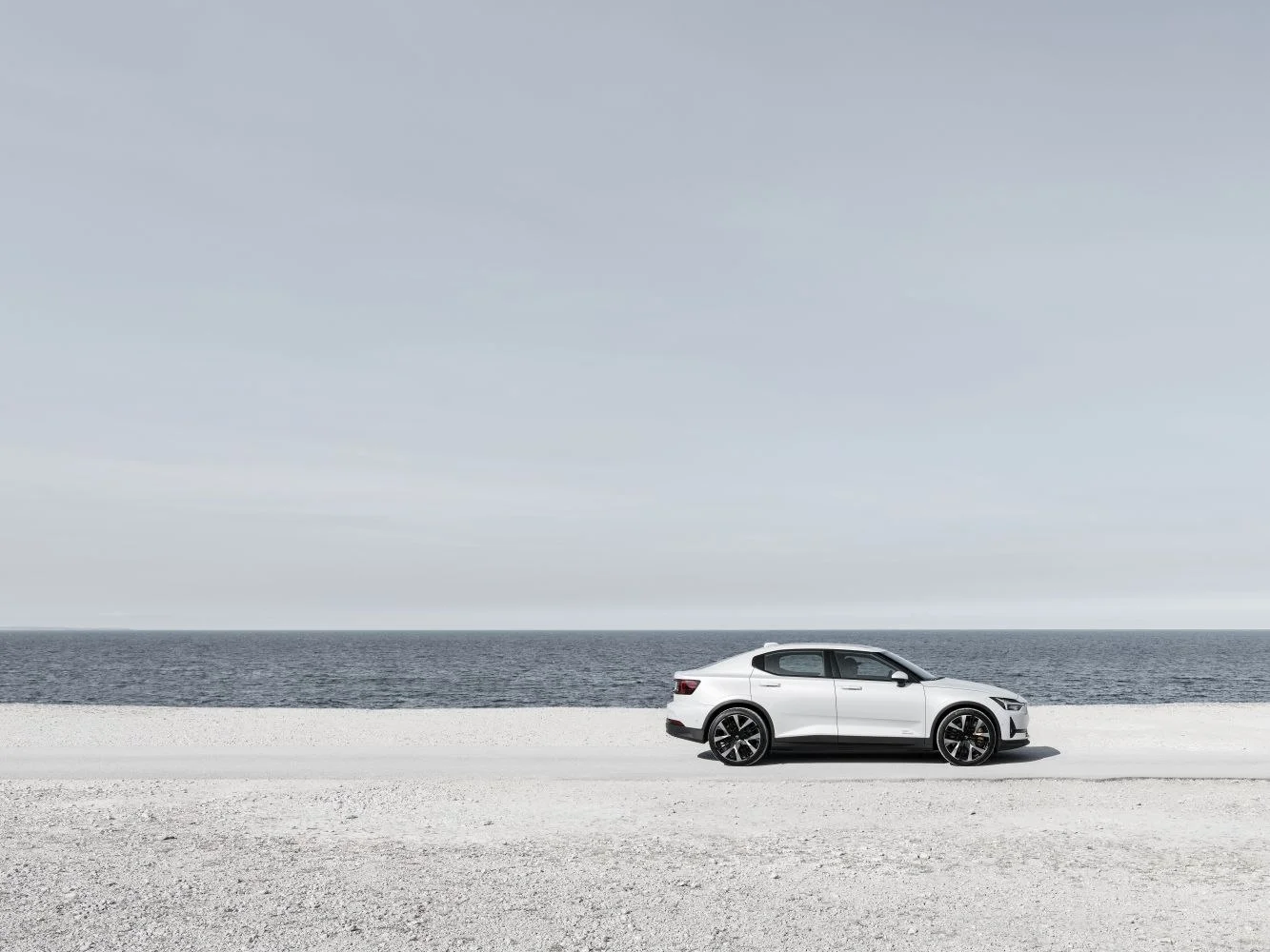 Polestar 2 69 kWh (272 Hp) Standard Range Single Motor2023 - thumbnail 7