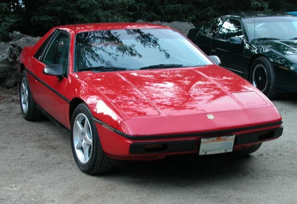 Pontiac Fiero 2.8 V6 (137 Hp) Automatic1983 - 1988 thumbnail 5