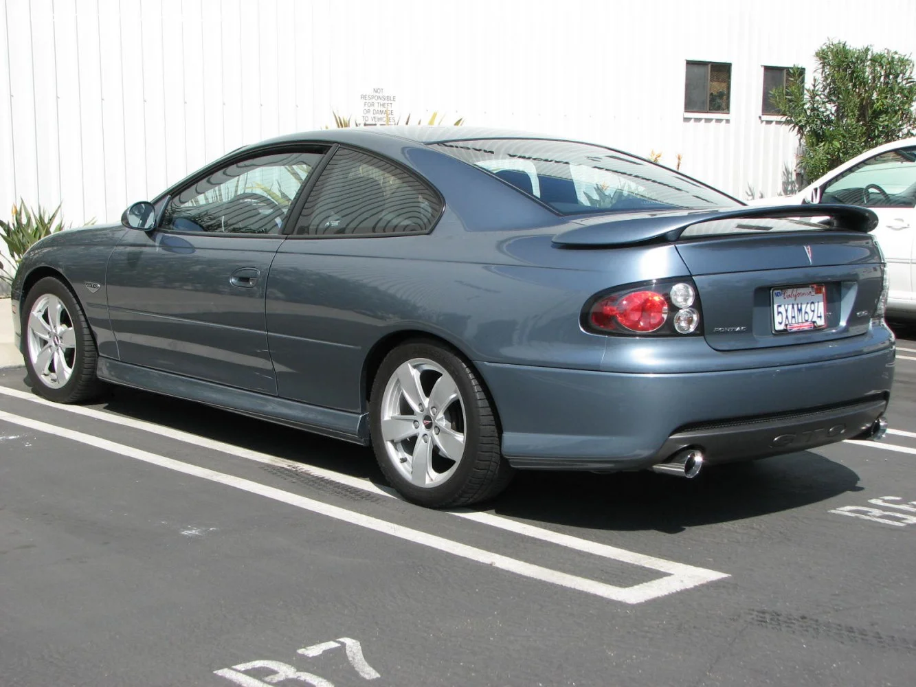 Pontiac GTO 5.7i V8 16V (344 Hp)2004 - 2005 thumbnail 8