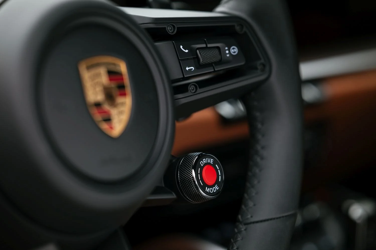 Porsche 911 Carrera 3.0 (394 Hp) PDK2024 - thumbnail 7