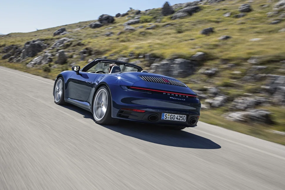 Porsche 911 Carrera 3.0 (385 Hp) PDK2019 - 2024 thumbnail 3