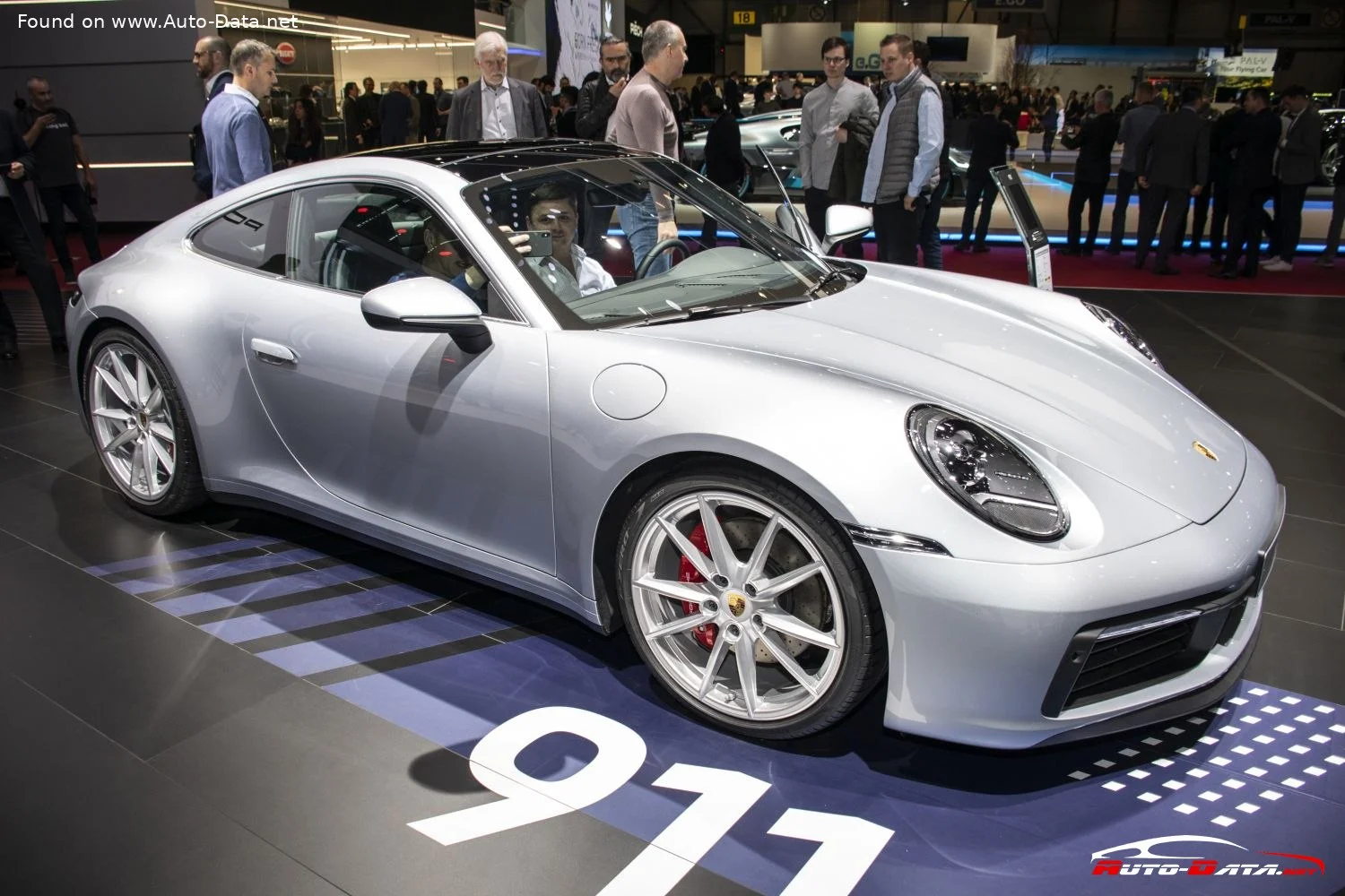 Porsche 911 Carrera 3.0 (385 Hp) PDK2019 - 2024 thumbnail 14