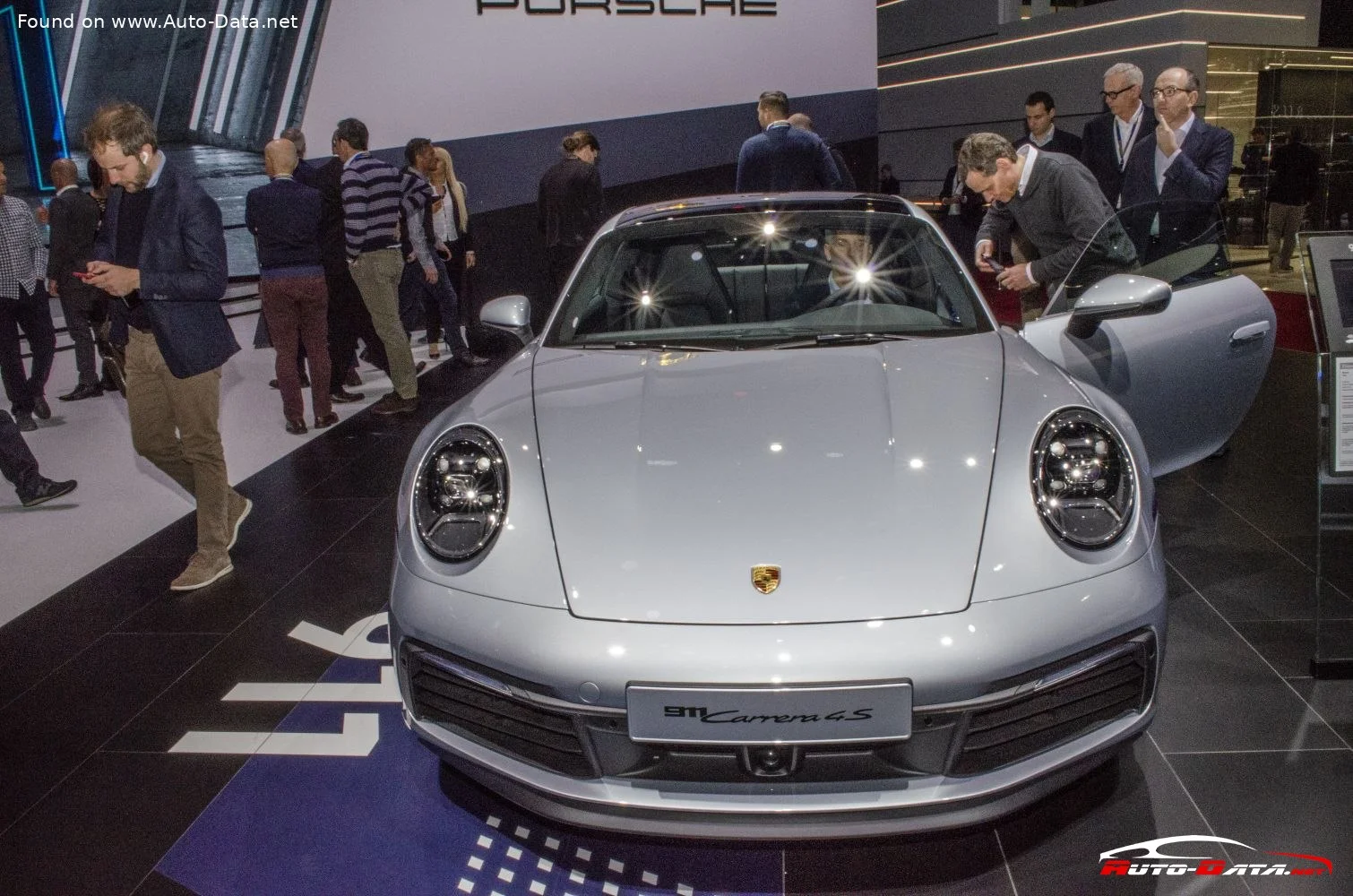 Porsche 911 Carrera 3.0 (385 Hp) PDK2019 - 2024 thumbnail 17