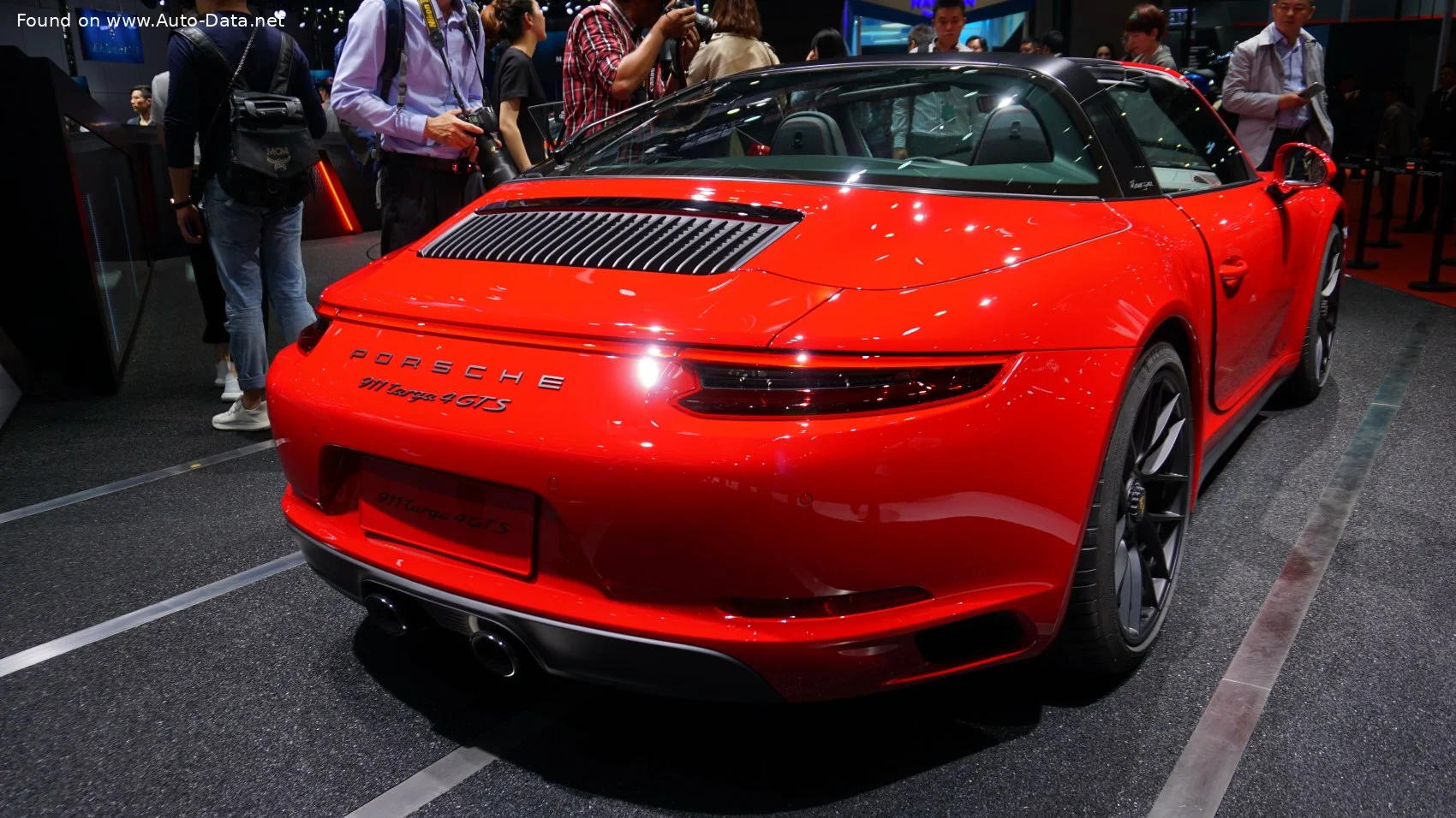 Porsche 911 4 3.0 (370 Hp)2015 - 2018 thumbnail 10