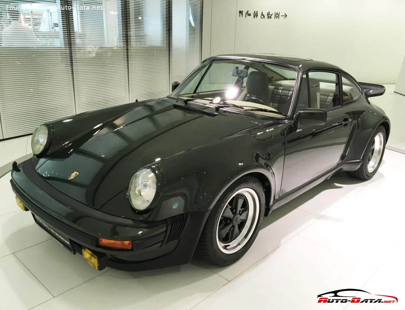 Porsche 911 Porsche 911 Coupe (Type 930)
