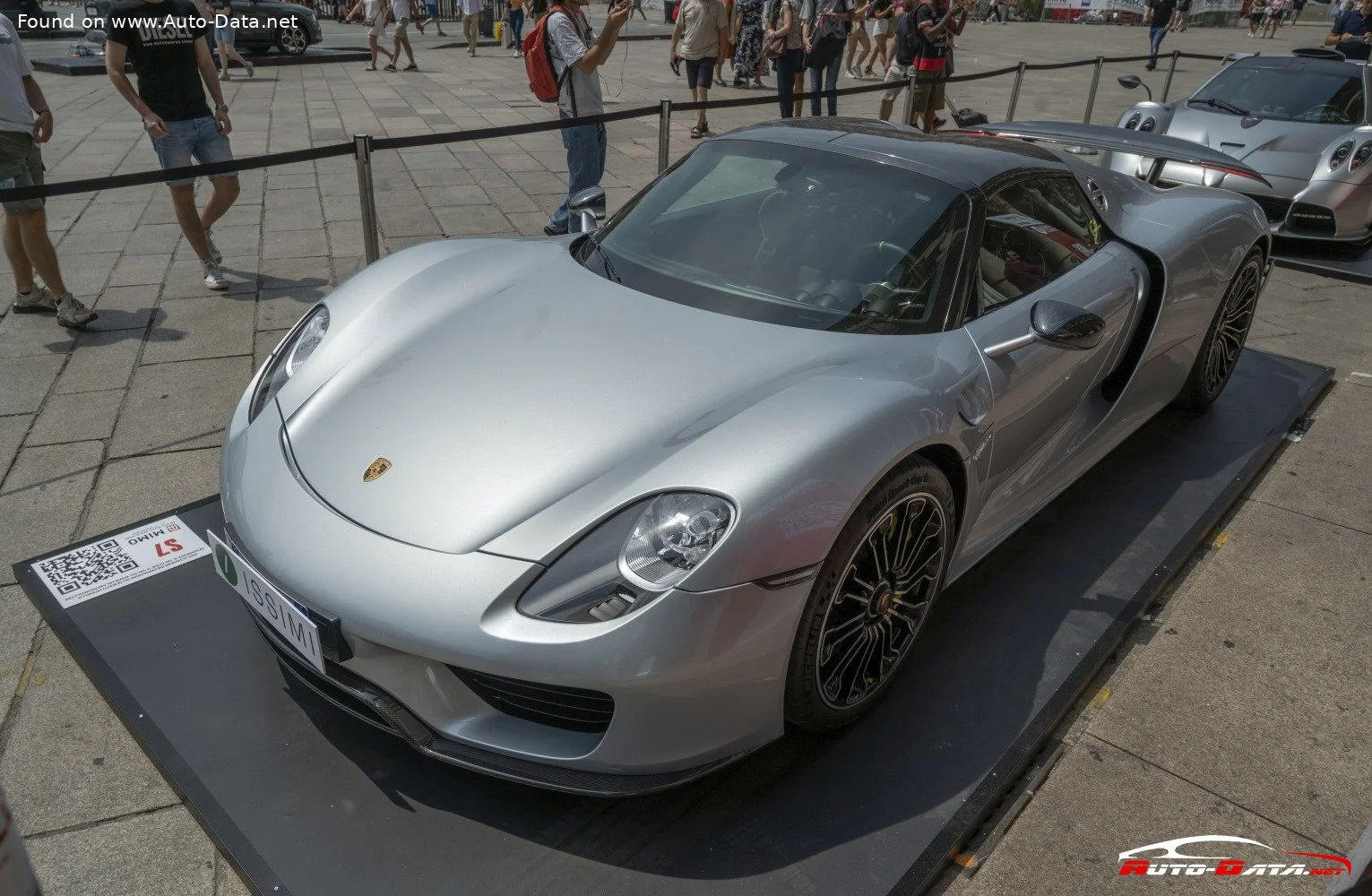 Porsche 918 4.6 V8 (887 Hp) Hybrid PDK2013 - 2015 thumbnail 14