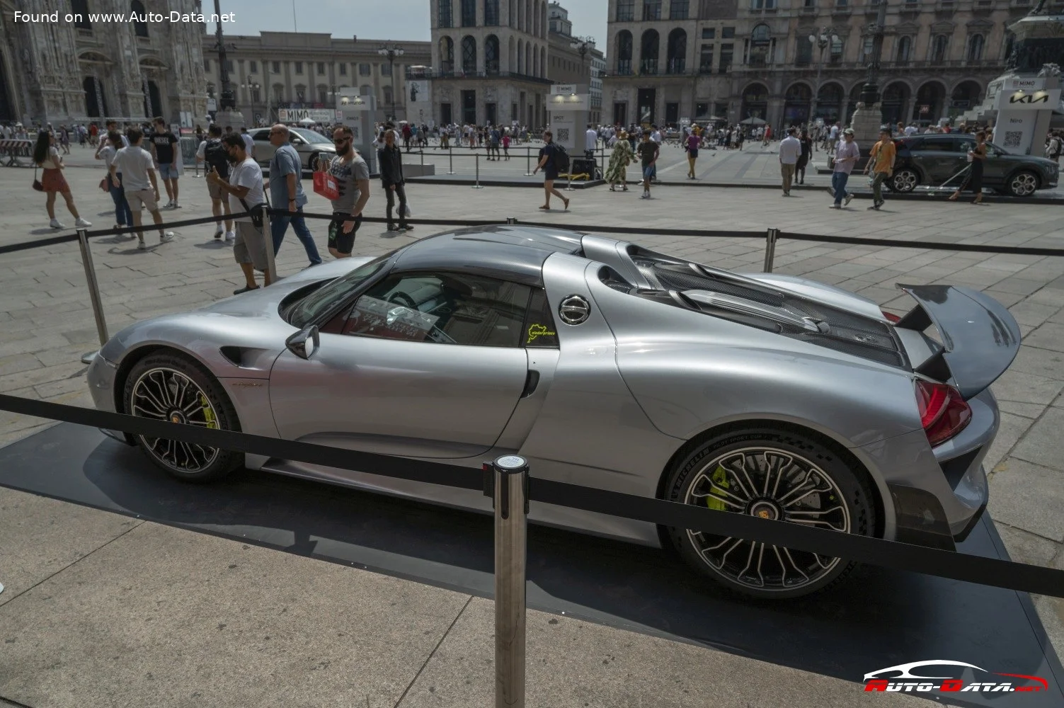 Porsche 918 4.6 V8 (887 Hp) Hybrid PDK2013 - 2015 thumbnail 16