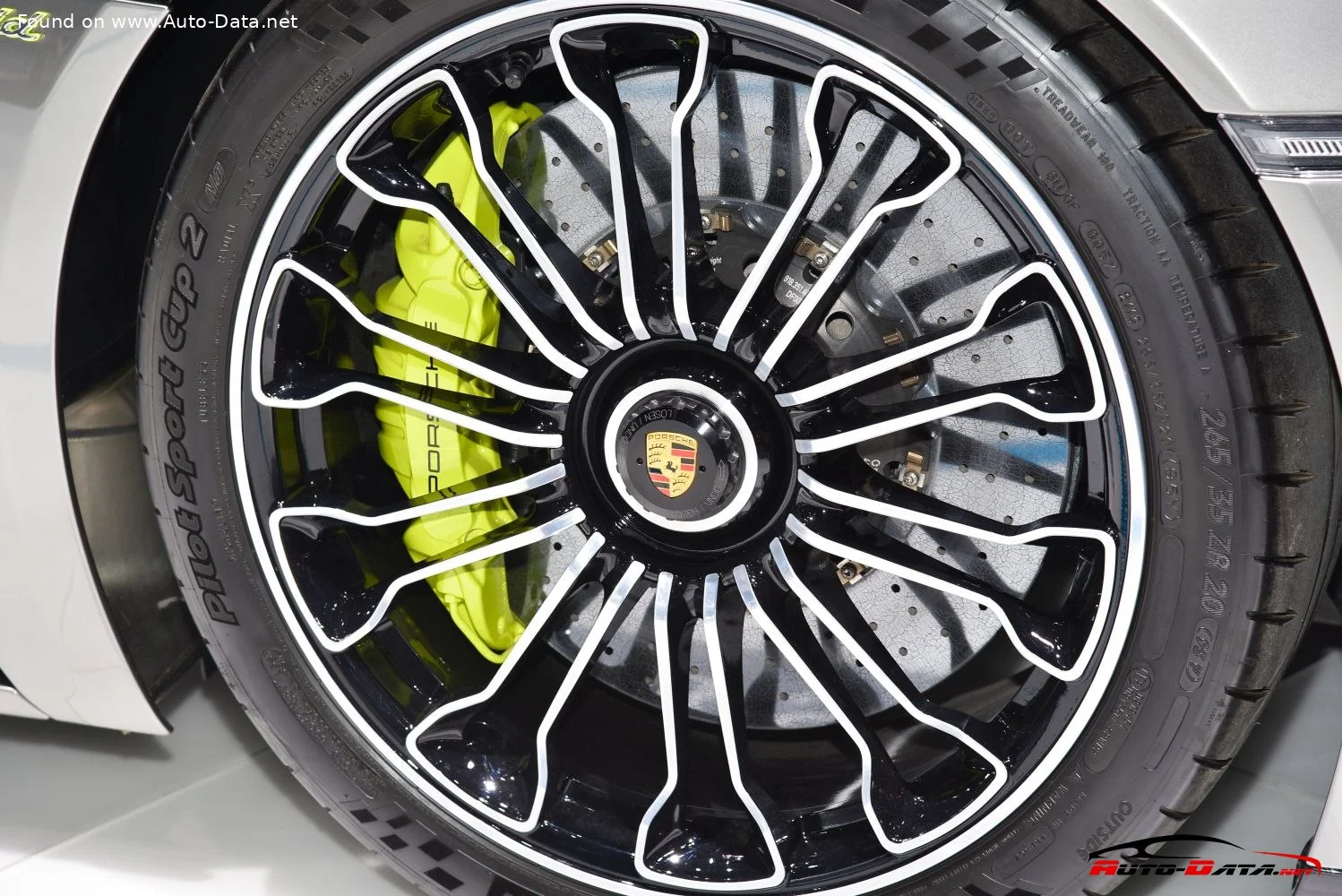 Porsche 918 4.6 V8 (887 Hp) Hybrid PDK2013 - 2015 thumbnail 6