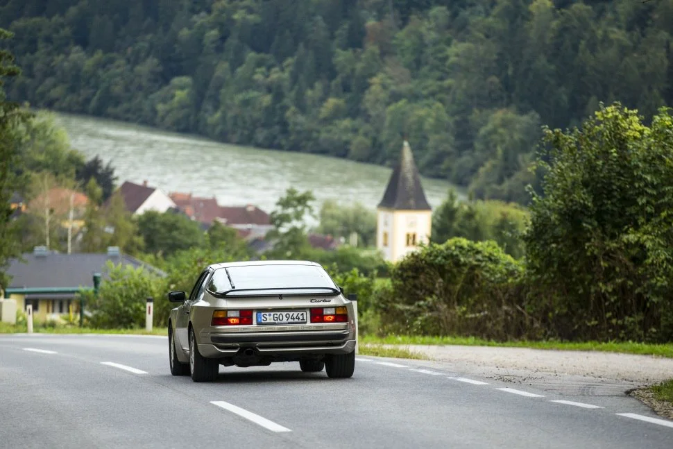 Porsche 944 2.5 (150 Hp)1983 - 1987 thumbnail 2