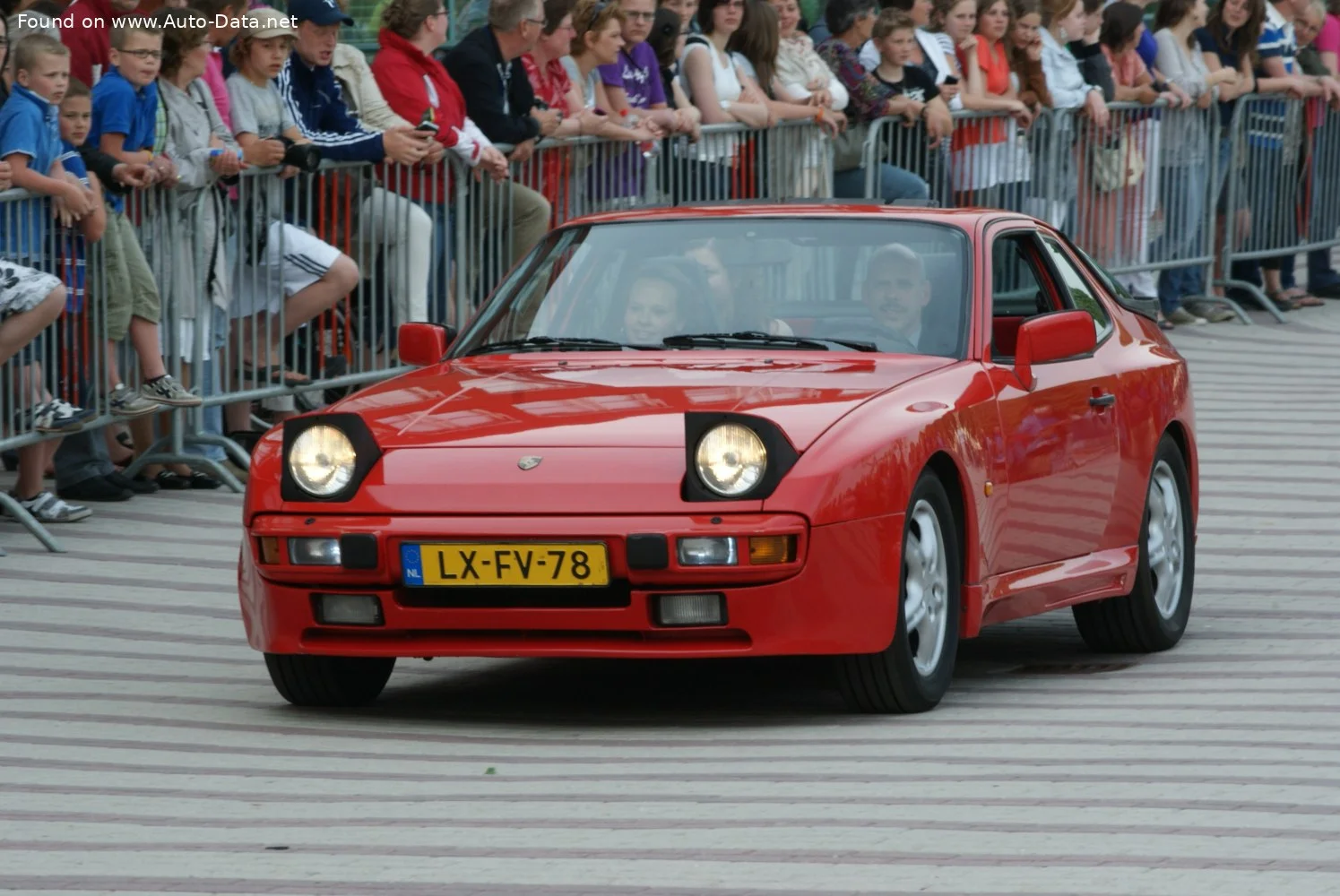 Porsche 944 2.5 (150 Hp)1983 - 1987 thumbnail 6