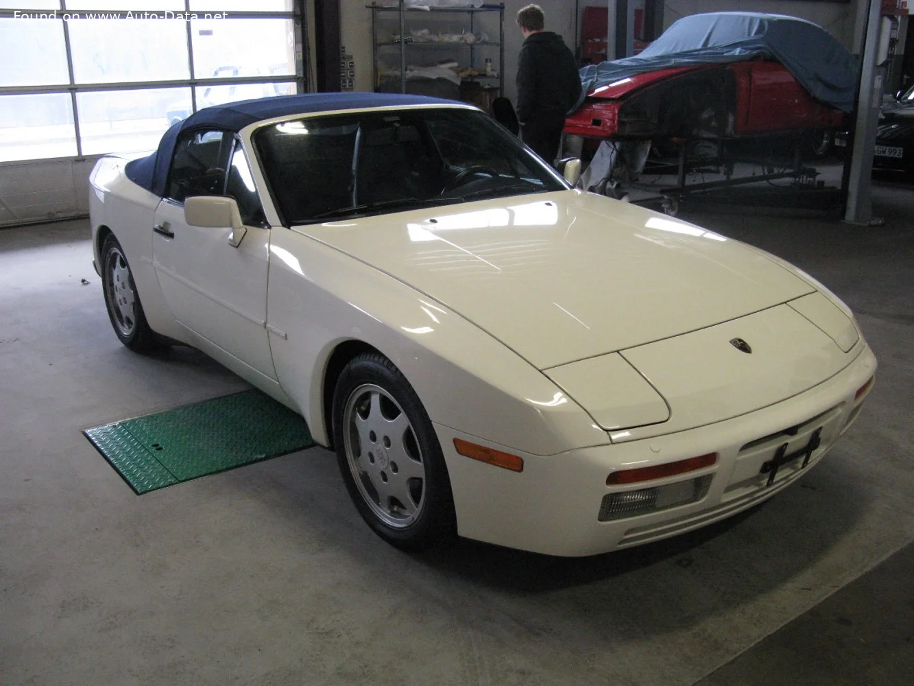Porsche 944 3.0 S2 CAT (211 Hp)1989 - 1991 thumbnail 3