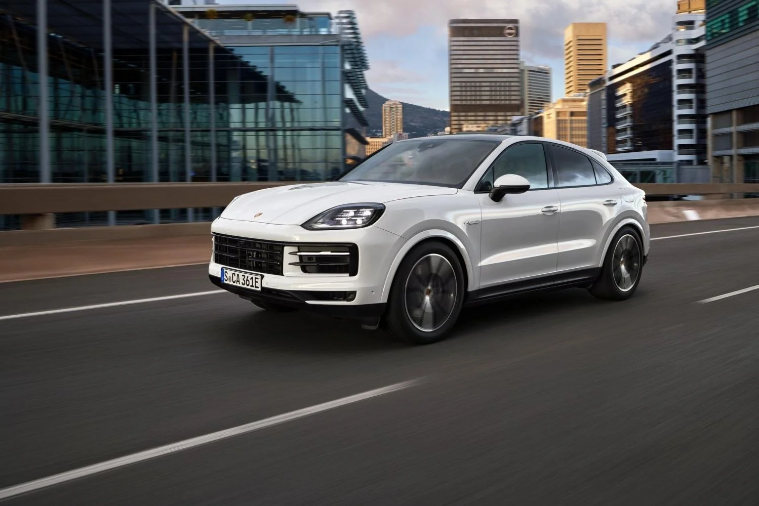 Porsche Cayenne 3.0 V6 (353 Hp) Tiptronic S2023 - - 1