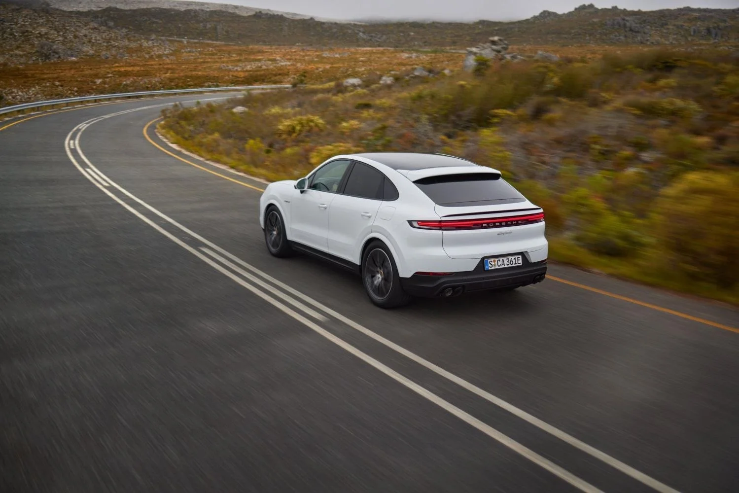 Porsche Cayenne 3.0 V6 (353 Hp) Tiptronic S2023 - thumbnail 2