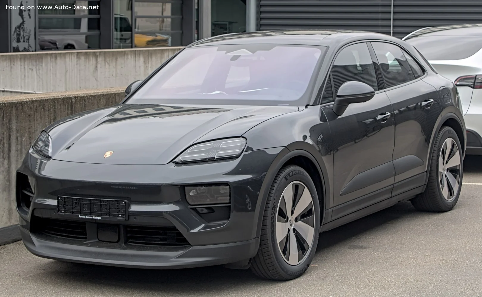 Porsche Macan 100 kWh (360 Hp)2024 - thumbnail 12