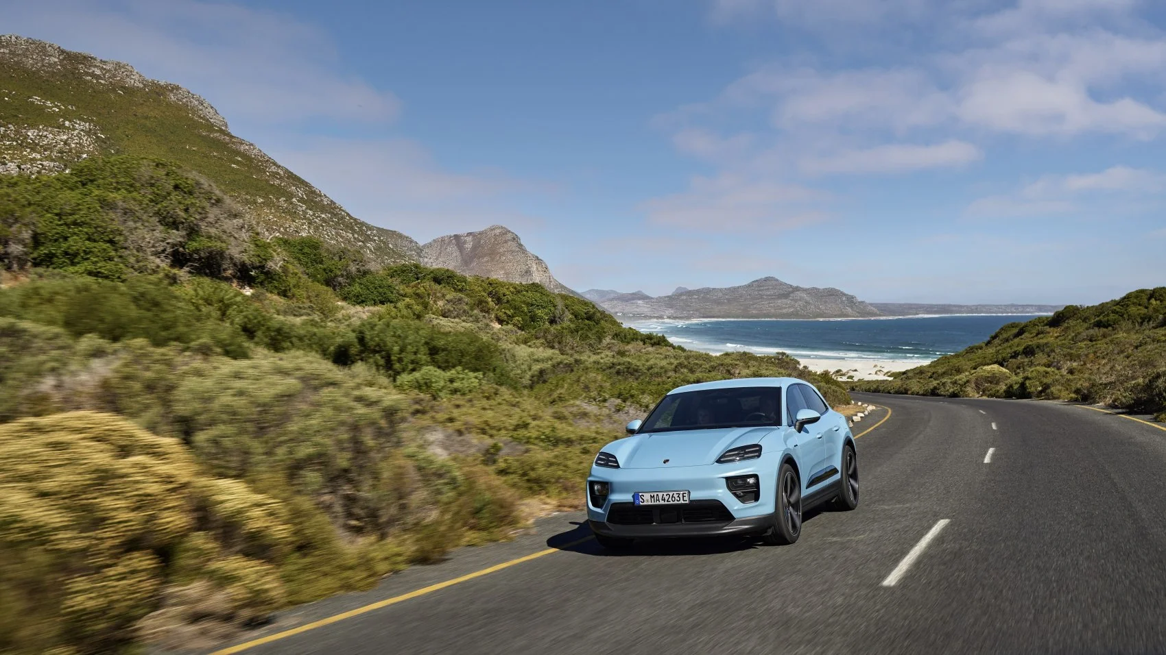 Porsche Macan 100 kWh (360 Hp)2024 - thumbnail 4