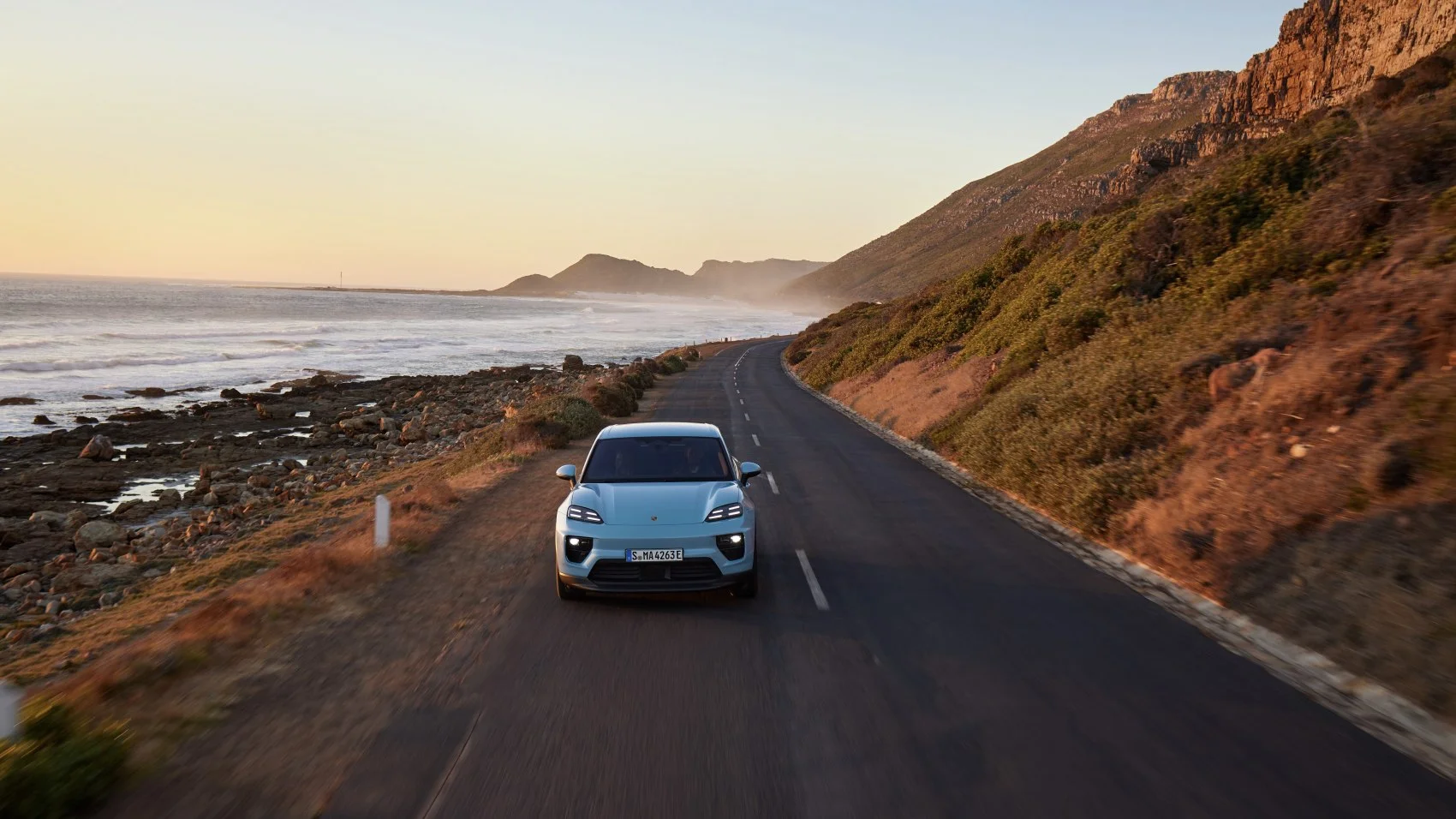 Porsche Macan 100 kWh (360 Hp)2024 - thumbnail 7