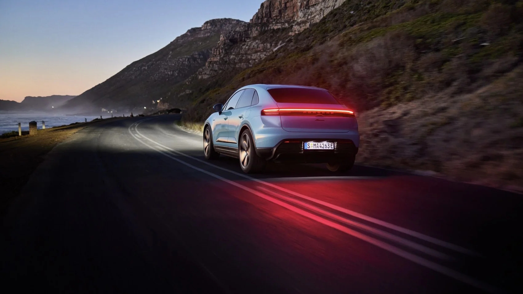 Porsche Macan 100 kWh (360 Hp)2024 - thumbnail 9