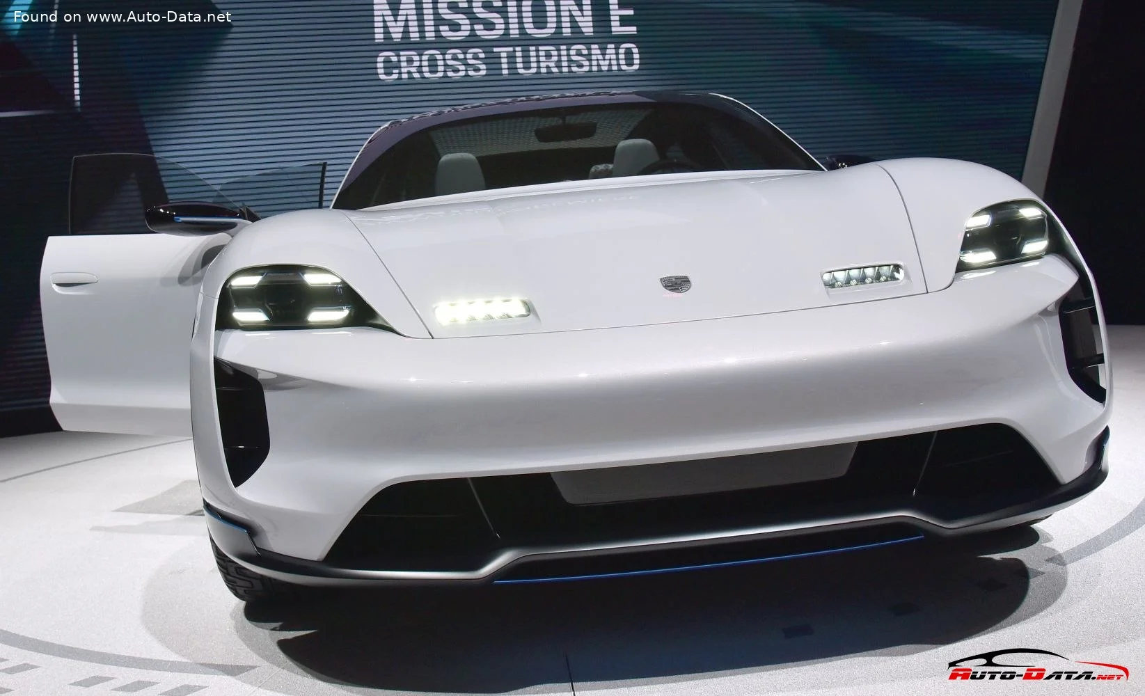 Porsche Mission E (600 Hp) AWD2018 - 2018 thumbnail 7